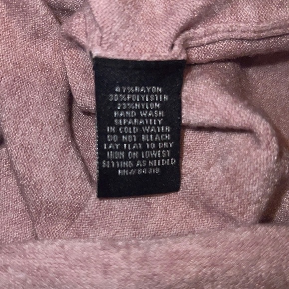 𝅺Cyrus Pink Sweater Women’s Size Large - Picture 4 of 4